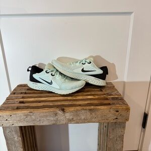Women’s Nike Running Legend React Teal Tint Black. Casual Walking Athletic Shoes
